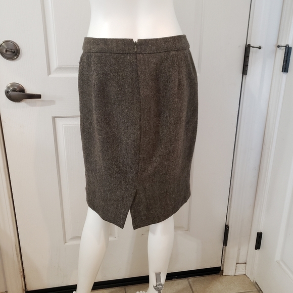 J. Crew Green Pencil Skirt Size 4 - Picture 3 of 5